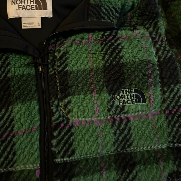 The North Face Extreme Pile Full Zip Jacket - Picture 7 of 13